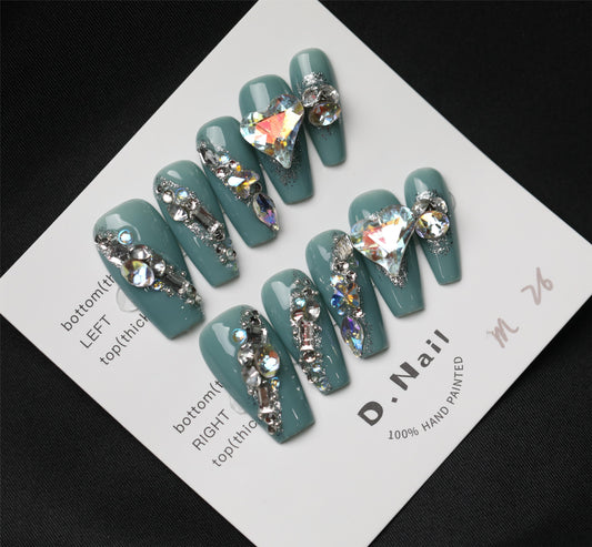 2024 arrival-Handmade press on nails-Green with diamonds